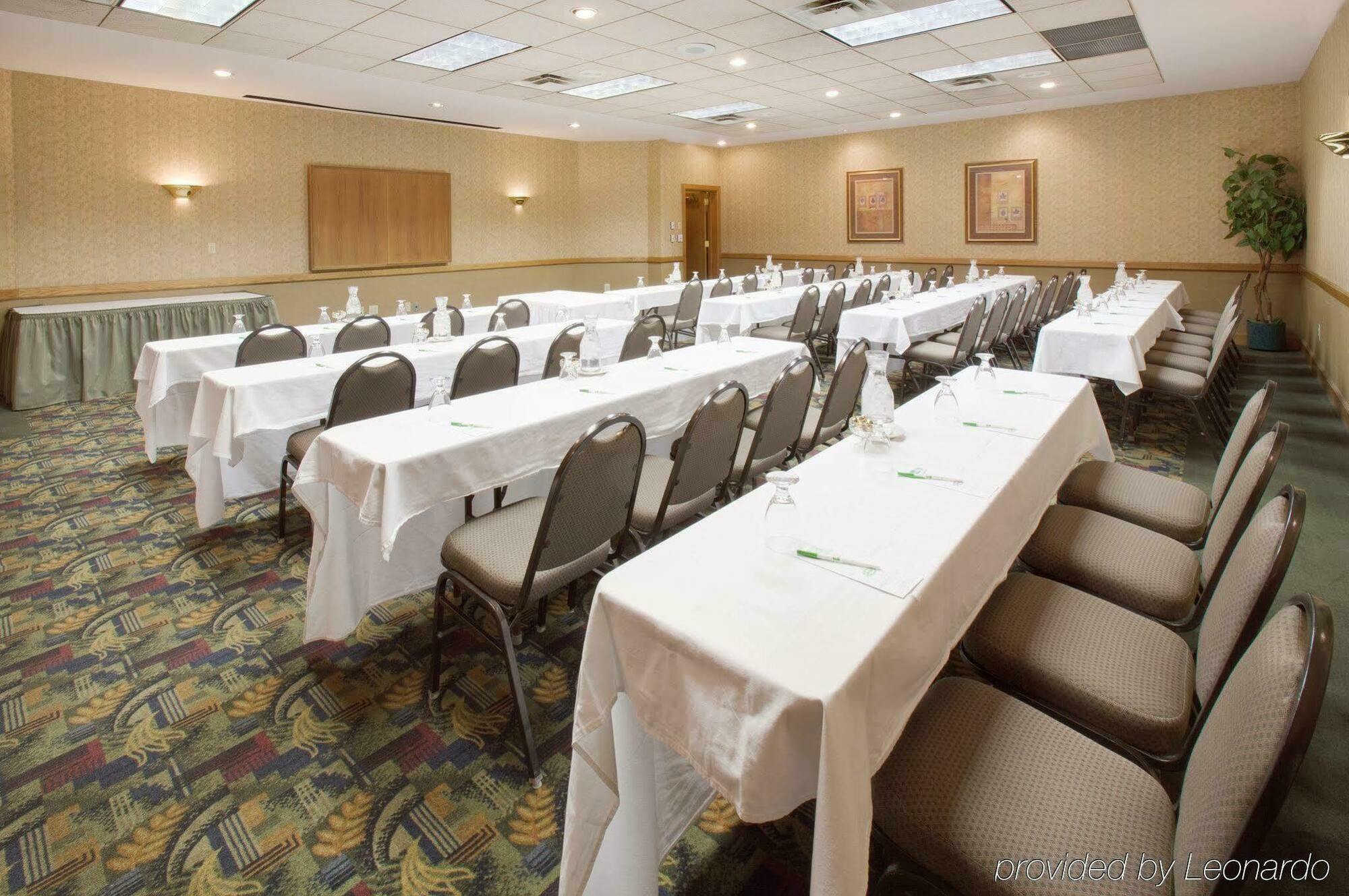 Holiday Inn Coralville - Iowa City By Ihg Удобства фото